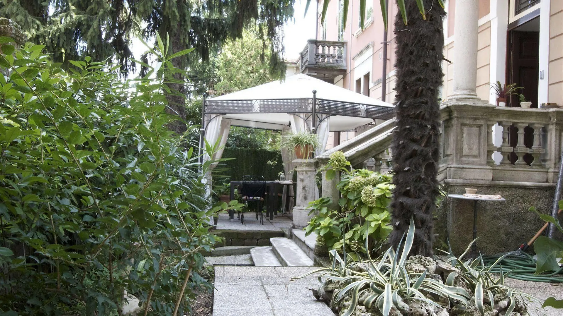 B&B Fiore Di Roby Verona Italy